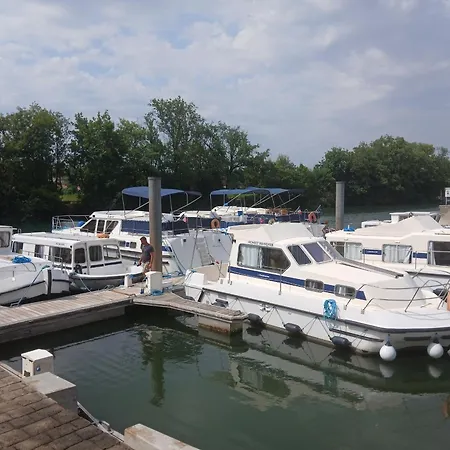 Sejour Unique Sur Penichette A Quai - 5 Pers. *