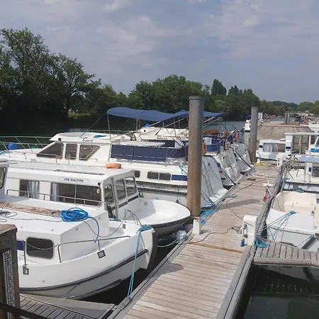 Sejour Unique Sur Penichette A Quai - 5 Pers. *